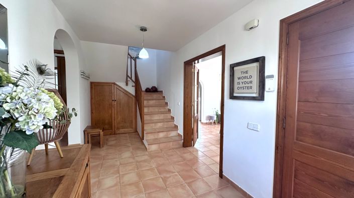 Image No.5-3 Bed Villa for sale