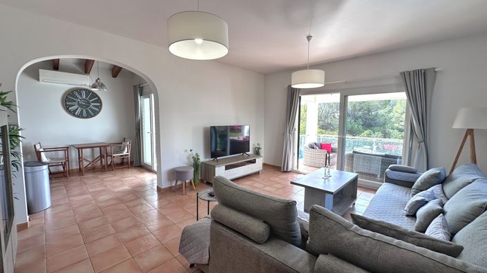 Image No.6-3 Bed Villa for sale