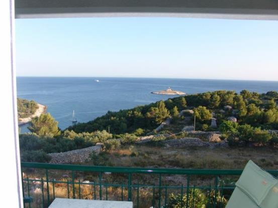 Image No.1-Appartement de 4 chambres à vendre à Hvar