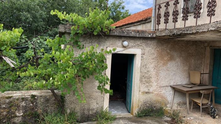 Image No.10-Maison / Villa de 4 chambres à vendre à Bogomolje