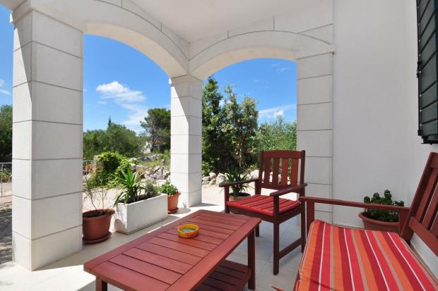 Image No.5-6 Bed House for sale