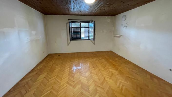 Image No.6-Appartement de 8 chambres à vendre à Jelsa