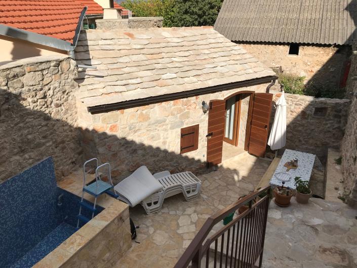 Image No.8-3 Bed House for sale