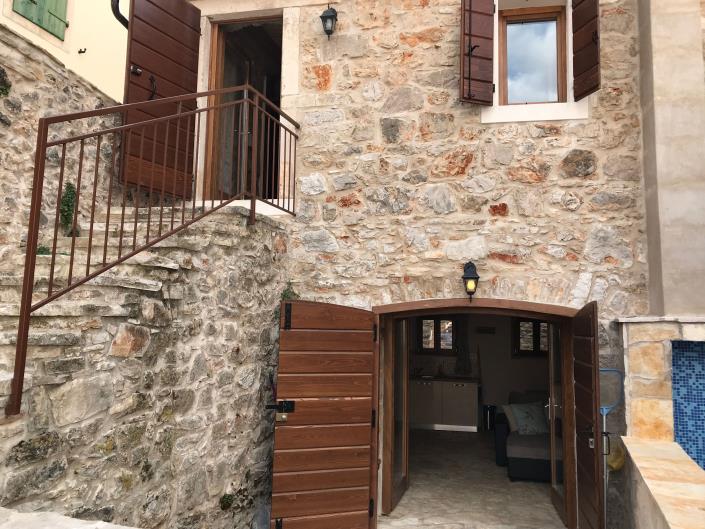 Image No.12-3 Bed House for sale