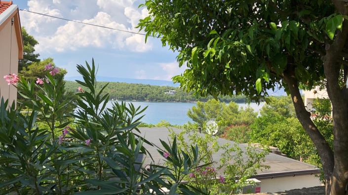 Image No.7-7 Bed House for sale