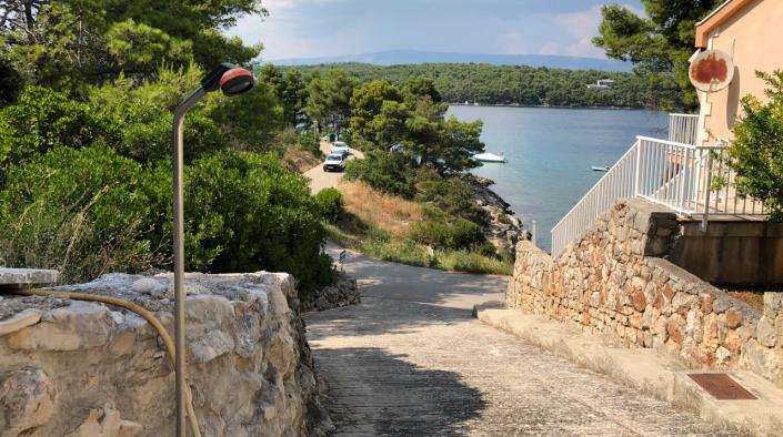 Image No.9-7 Bed House for sale