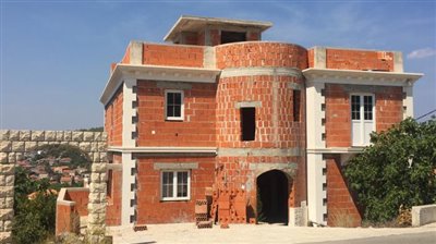 4 Bed House/Villa for sale