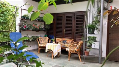 2 Bed Hotel for sale