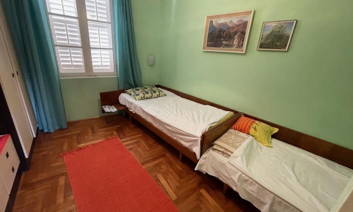 Image No.3-3 Bed House for sale