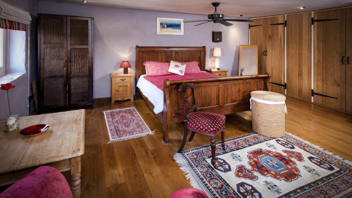 Image No.3-4 Bed Country House for sale