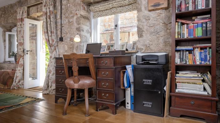 Image No.7-4 Bed Country House for sale