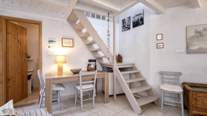 Image No.10-4 Bed Country House for sale