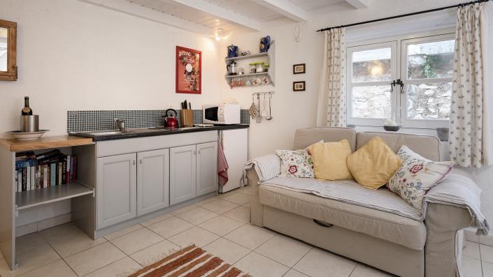 Image No.11-4 Bed Country House for sale