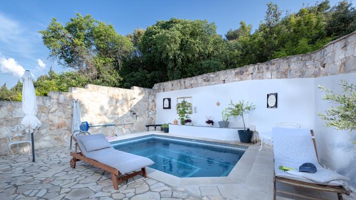 Image No.14-4 Bed Country House for sale