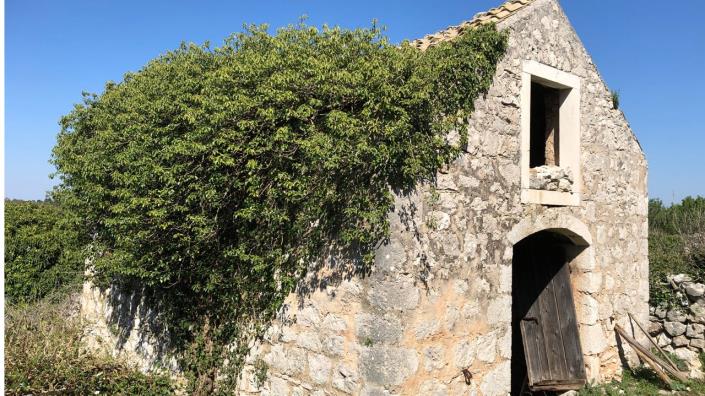 Image No.6-3 Bed House for sale