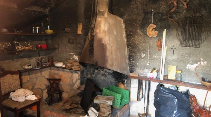 Image No.3-6 Bed House for sale