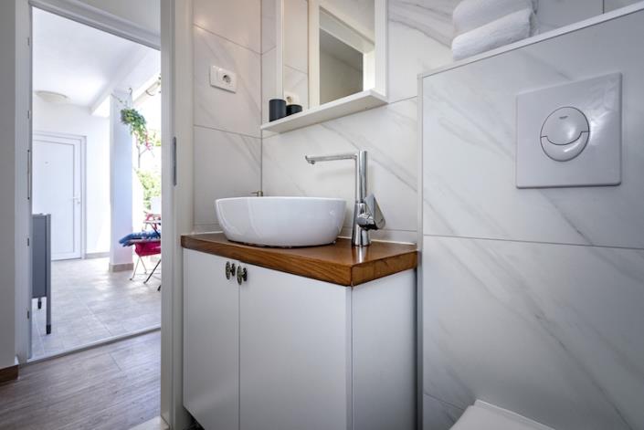 Image No.8-2 Bed Apartment for sale