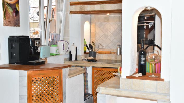 Image No.2-Maison de 4 chambres à vendre à Stari Grad