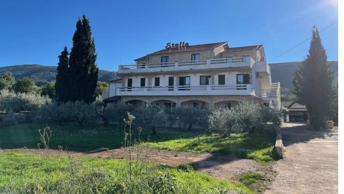 Image No.1-Maison / Villa de 14 chambres à vendre à Jelsa