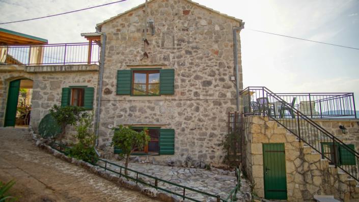 Image No.2-3 Bed House for sale