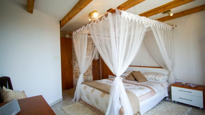 Image No.6-3 Bed House for sale