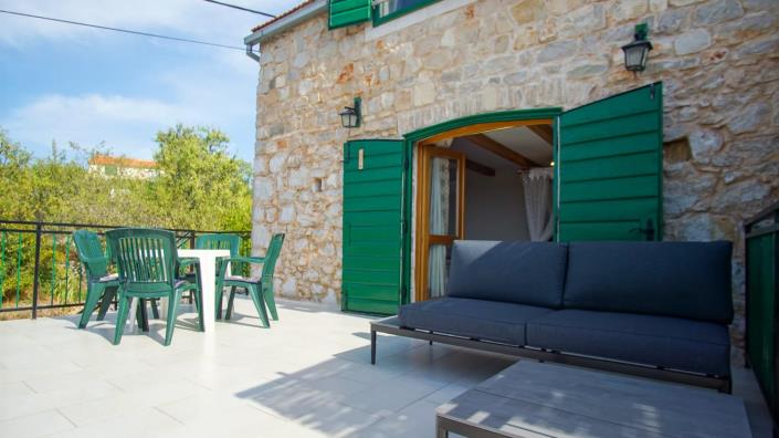 Image No.7-3 Bed House for sale