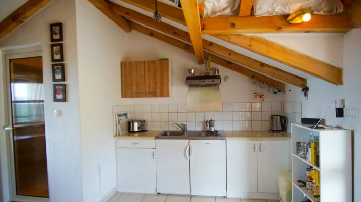 Image No.11-3 Bed House for sale