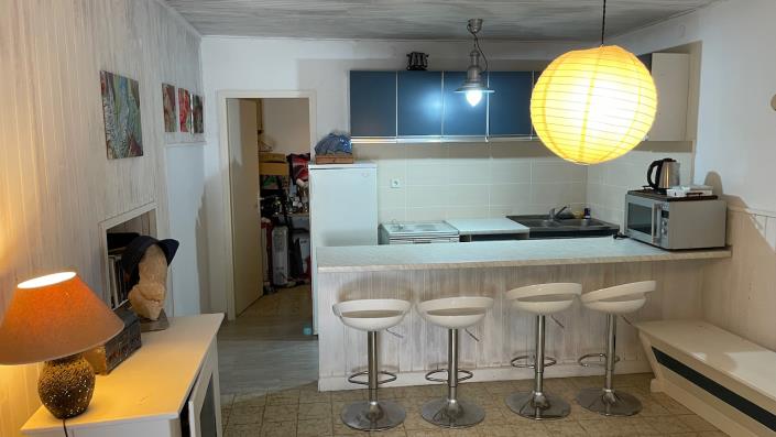 Image No.2-Maison de 4 chambres à vendre à Stari Grad