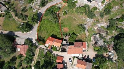 1 - Dol, Land