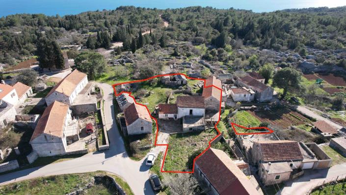 Image No.3-Maison de 4 chambres à vendre à Gdinj