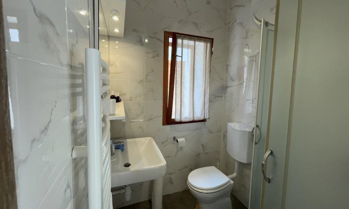 Image No.11-3 Bed House/Villa for sale