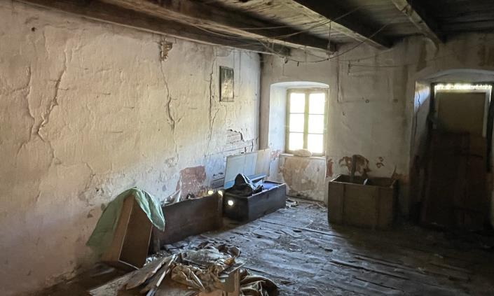 Image No.5-House for sale