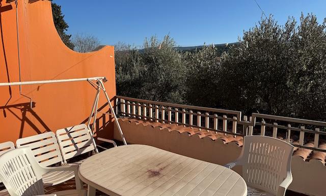 Image No.6-3 Bed House for sale