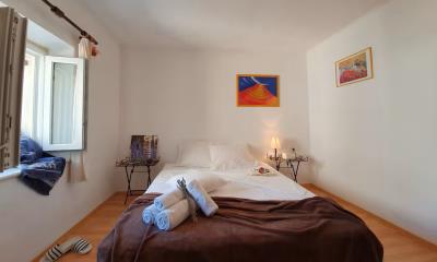 a1227b81-3b85-45fa-a433-72cd79a77516