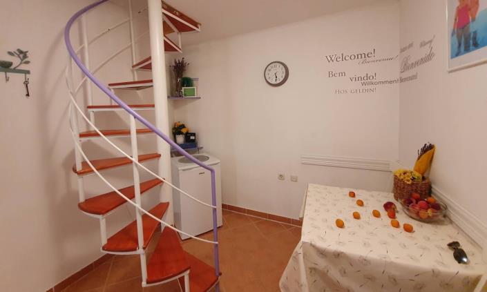 Image No.9-2 Bed Apartment for sale