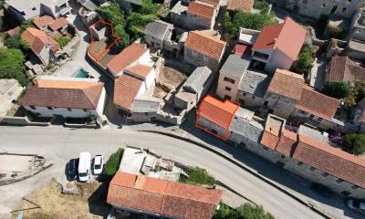 1 - Vrbanj, Maison