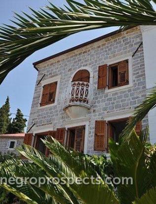 Image No.9-Villa for sale