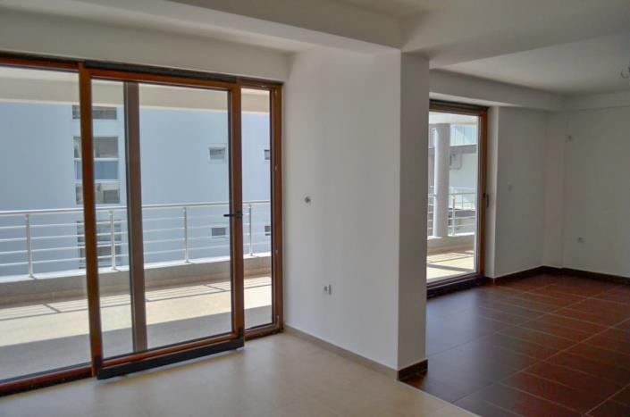 Image No.6-Appartement de 2 chambres à vendre à Dobre Vode