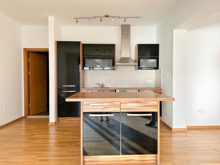 Image No.4-Maison de 4 chambres à vendre à Kumbor