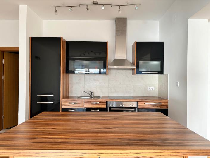 Image No.19-Maison de 4 chambres à vendre à Kumbor