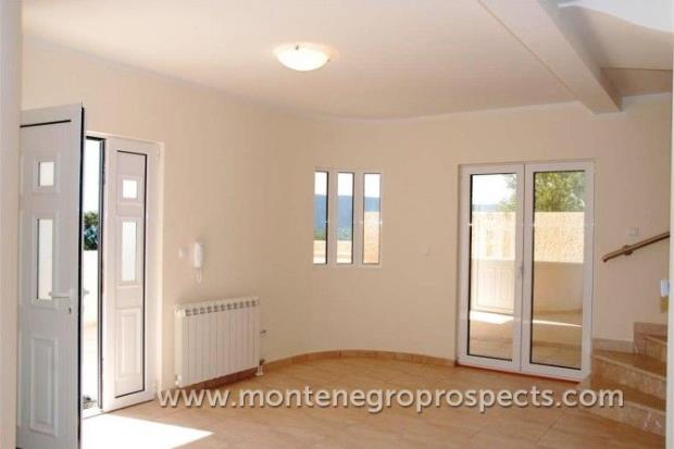 Image No.11-Maison de 4 chambres à vendre à Kumbor