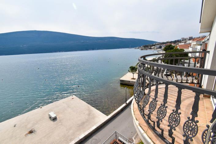 Image No.2-Appartement de 3 chambres à vendre à Herceg Novi