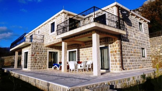 Image No.1-Villa de 4 chambres à vendre à Budva