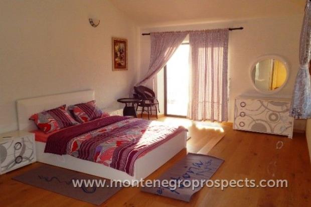 Image No.9-4 Bed Villa for sale