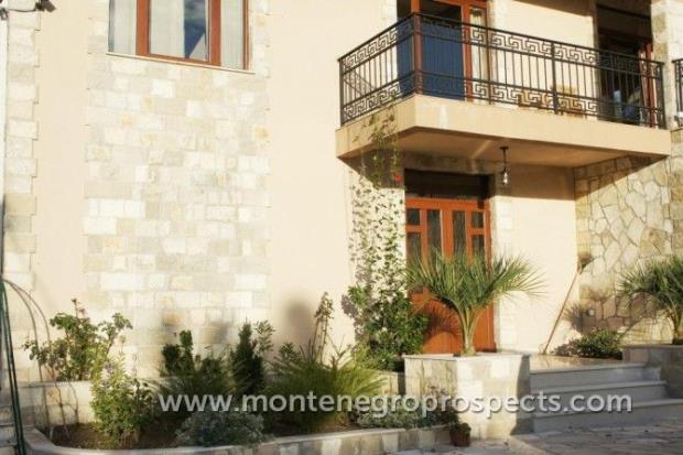 Image No.3-Maison de 3 chambres à vendre à Bar