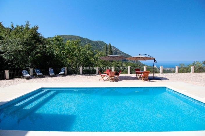 Image No.12-4 Bed Villa for sale