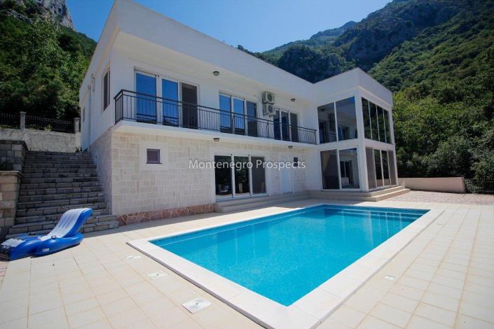 Image No.14-4 Bed Villa for sale