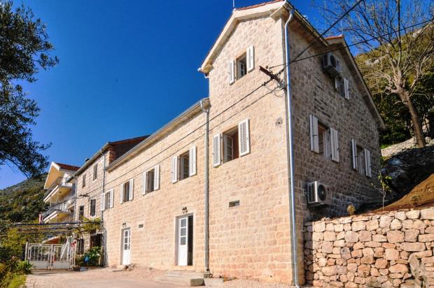 Image No.3-4 Bed Villa for sale