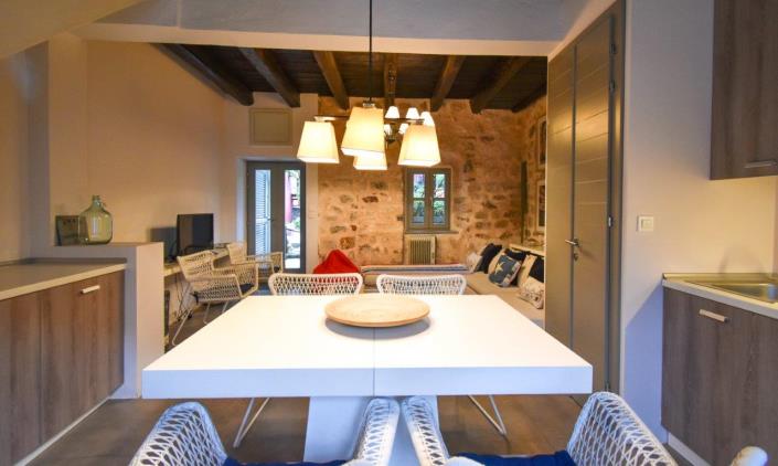 Image No.4-Maison de 2 chambres à vendre à Kotor