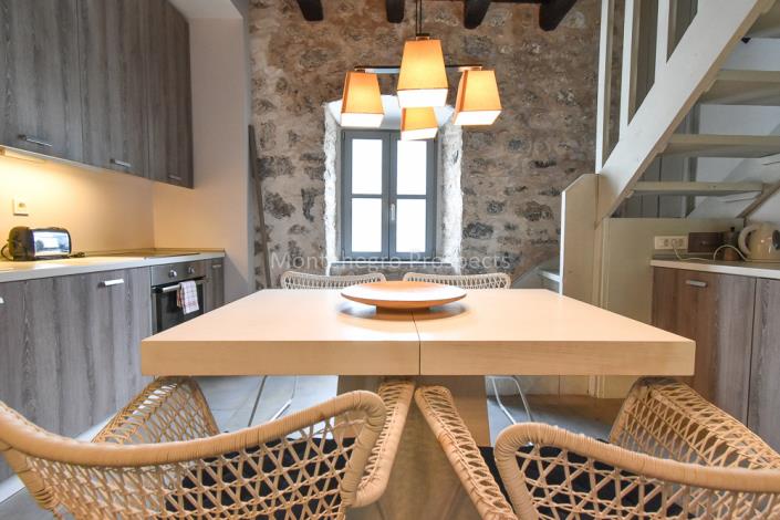 Image No.8-Maison de 2 chambres à vendre à Kotor